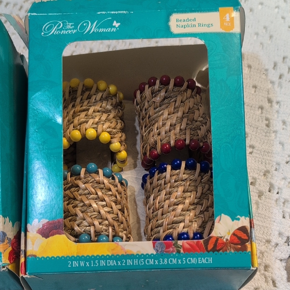 Pioneer Woman Beaded Napkin Rings 4pack